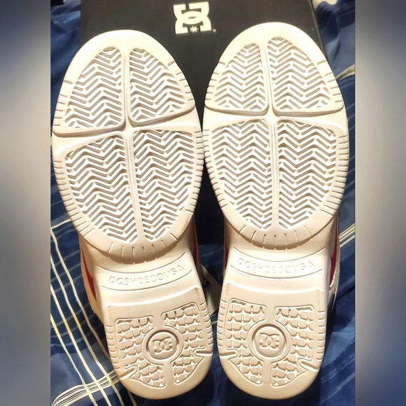 DC Decel SN Shoes, New In Original Box!! Mens 9 - Picture 8 of 11